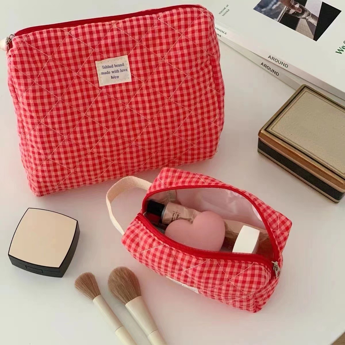 กระเป๋าเครื่องสำอางลายตารางหมา - Skincare B Erl บทวิจารณ์และราคา